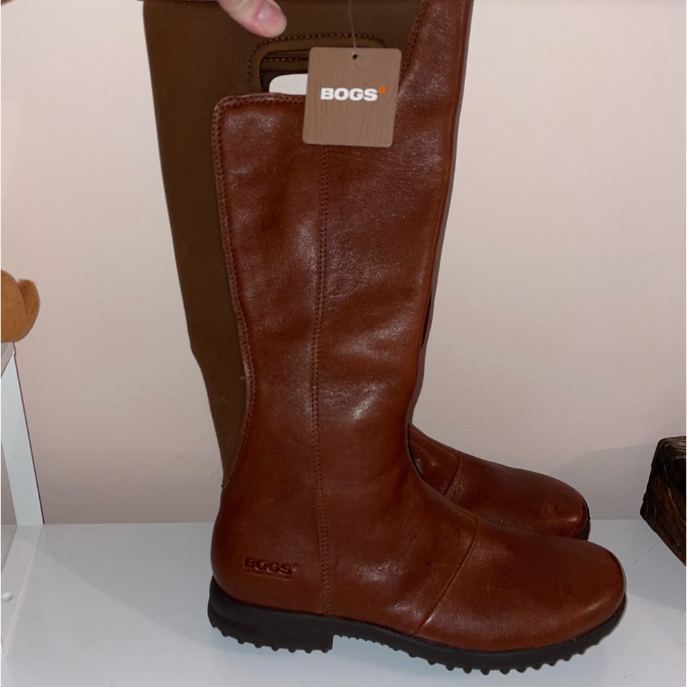 Beautiful waterproof Bog boots, never worn with tags.